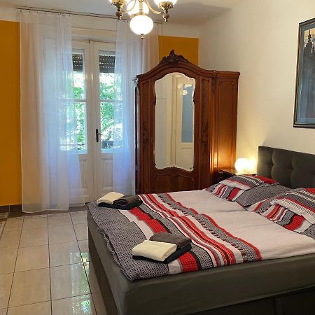 Buda Castle Apartment Budapest Bagian luar foto