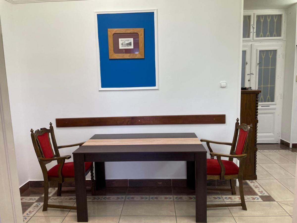 Buda Castle Apartment Budapest Bagian luar foto