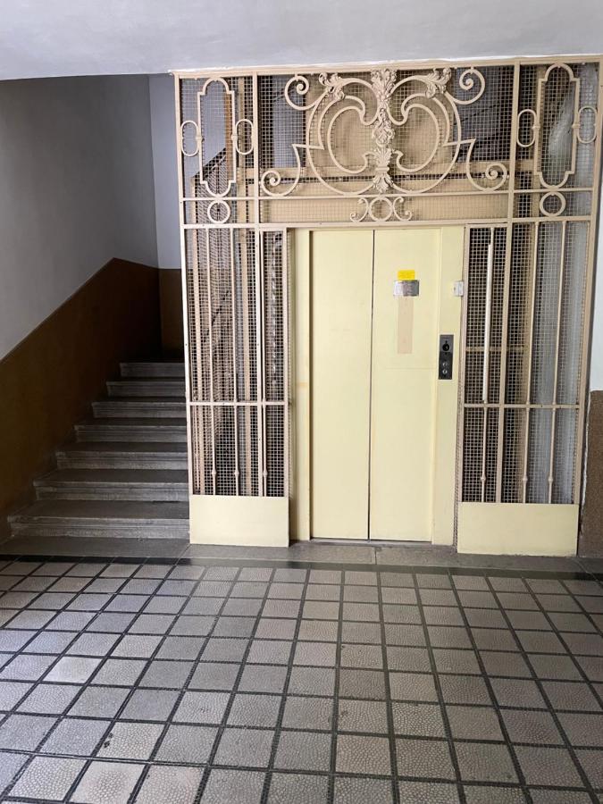 Buda Castle Apartment Budapest Bagian luar foto
