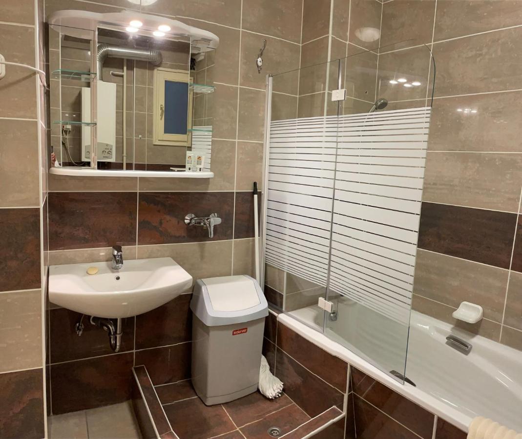 Buda Castle Apartment Budapest Bagian luar foto